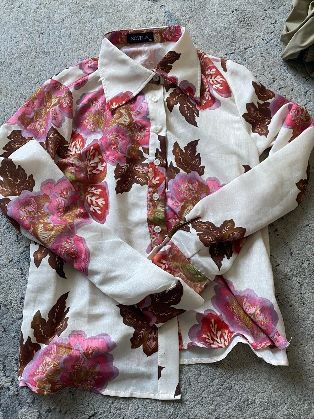 Novella  blouse and skirt set Sz XS